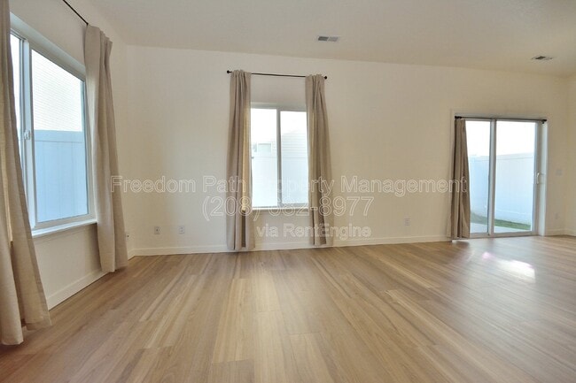 Building Photo - 7830 Mather Ct