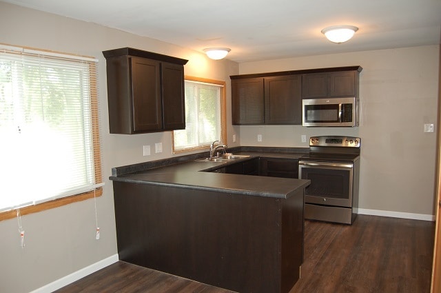 Building Photo - 505 Melrose Ct