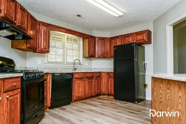 Building Photo - 315 Christian Woods Drive, Conyers, GA 30013