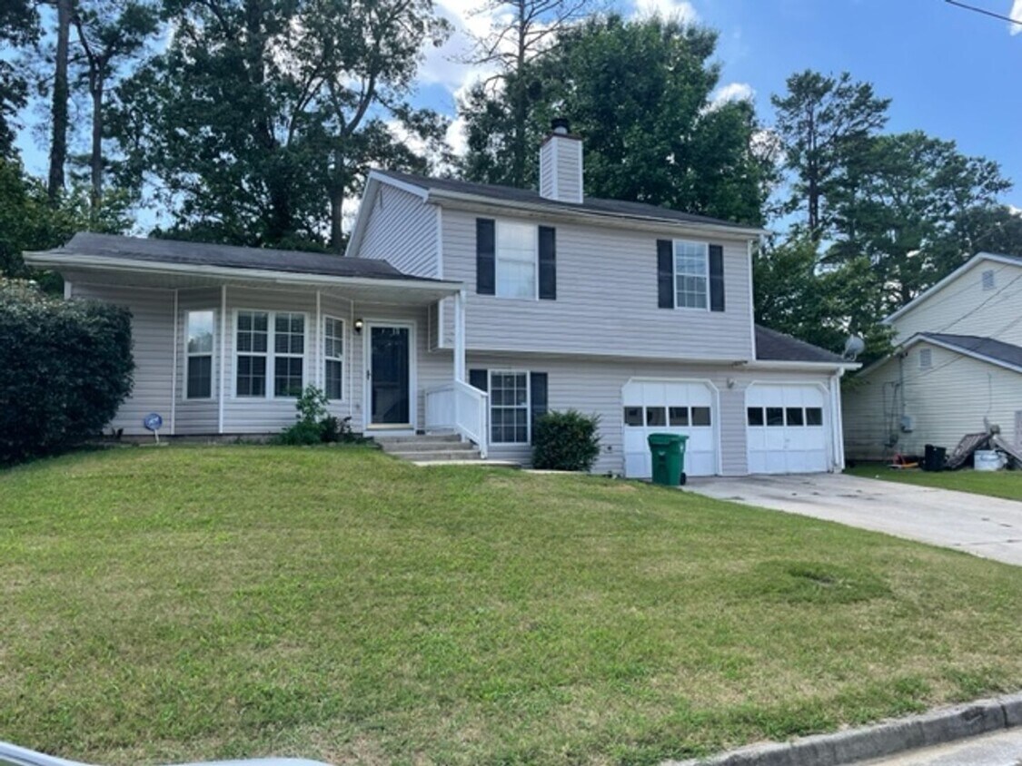 Photo - 2110 LOWN FARM LN