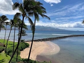 Building Photo - 30 Hauoli St