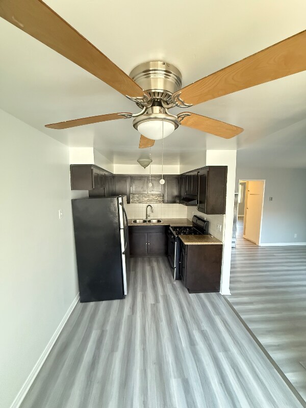 Foto del edificio - 317 E Hazel St