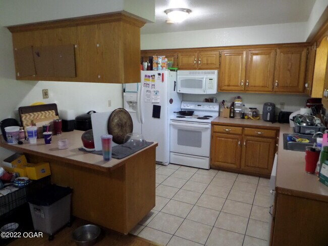 Building Photo - 1162 Sunrise Dr