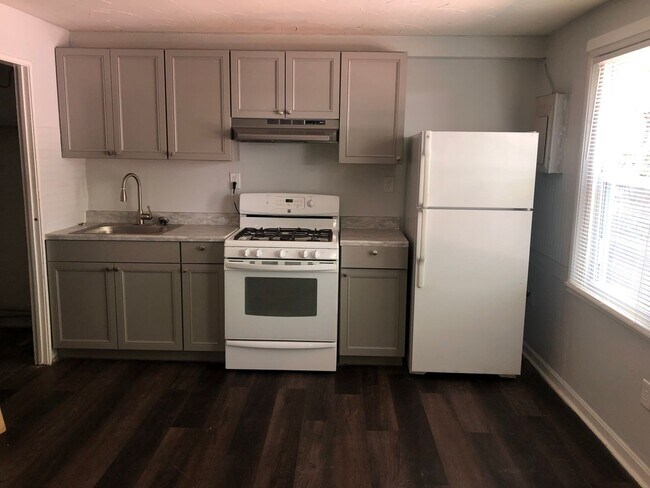 Foto del edificio - 3 Bedroom 1bath Southwest Baltimore