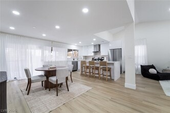 Building Photo - 3138 Belvedere Dr