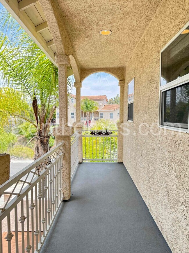 Foto del edificio - 2065 Cherokee Ln