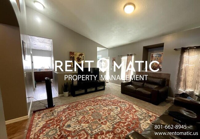 Foto del edificio - 13342 Madeline Ln W