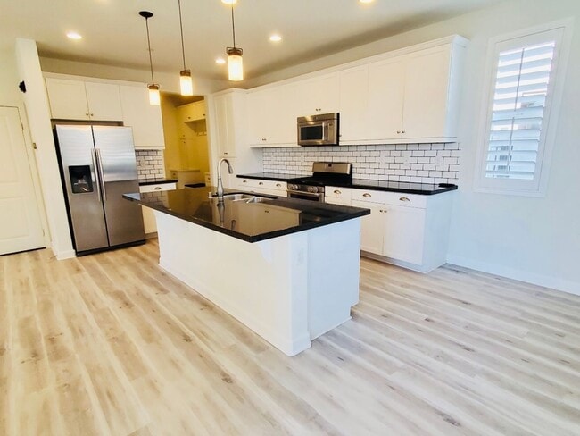 Foto del edificio - Beautiful Newer Construction Home in Chapm...