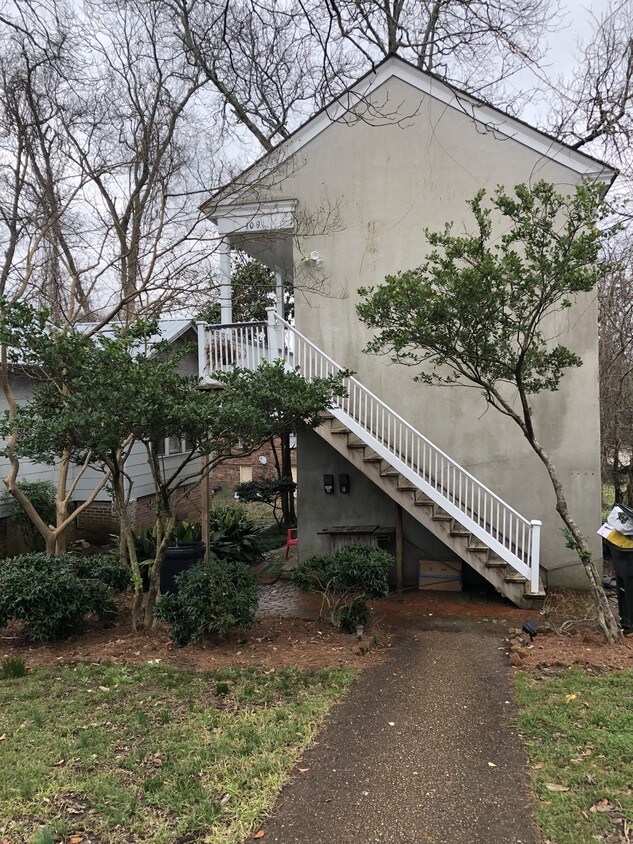 2 Colonel Muldrow Ave, Starkville, MS 39759 Apartments in Starkville, MS