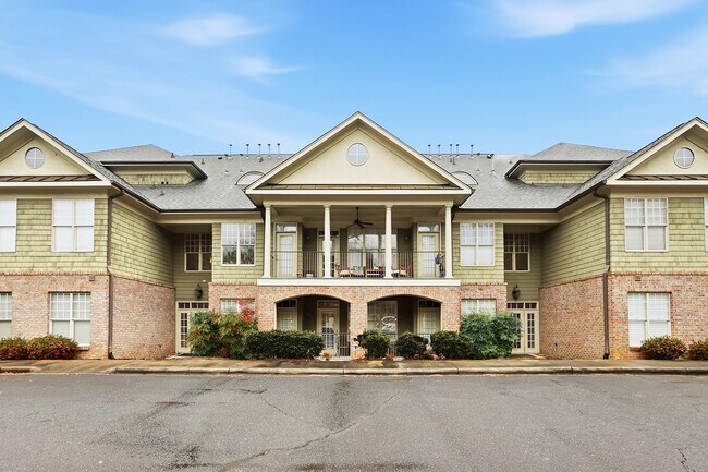 Building Photo - 1117 Park West Dr