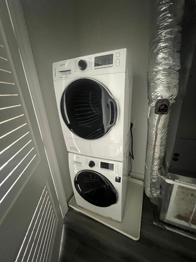 Foto del edificio - 55 W 5th St