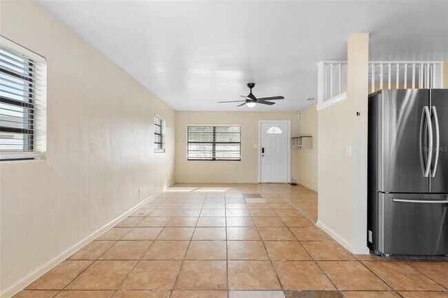 Foto del edificio - 4837 Skeena St