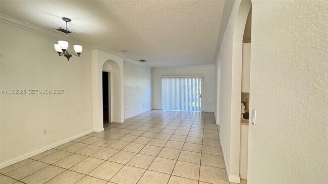 Foto del edificio - 8841 SW 212th Terrace