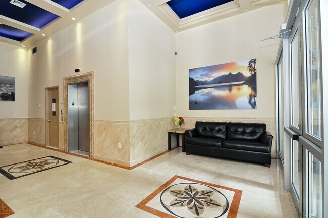 Foto del edificio - 3561 84th St