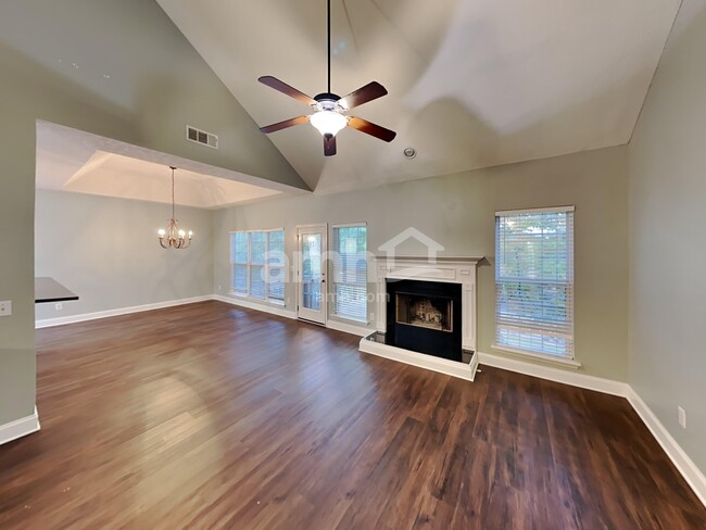 Foto del edificio - 7133 Smokey Hill Rd