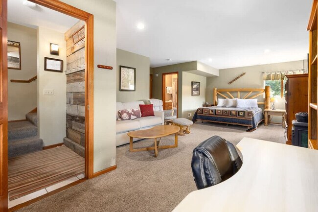 Foto del edificio - 103 Carroll Ln