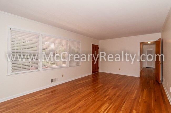 Building Photo - 1249 Ronnie Dr