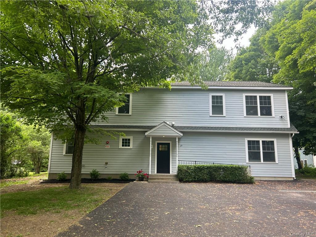Foto principal - 19 Firehouse Ln