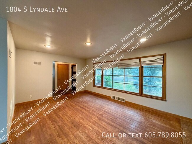 Foto del edificio - 1804 S Lyndale Ave
