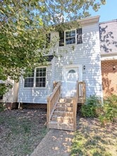 Building Photo - 1615 Skiffes Creek Cir