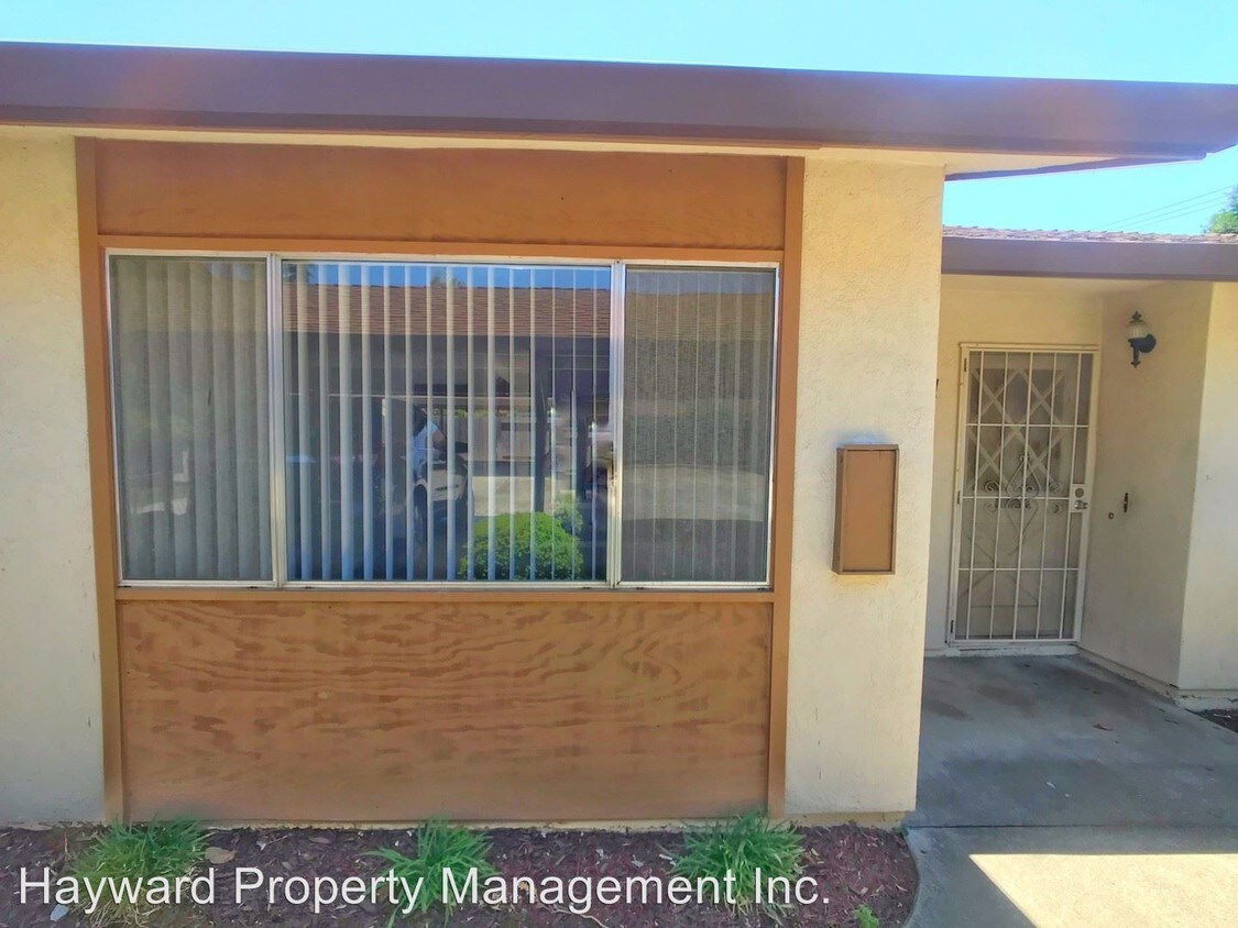 Foto principal - 25542 Soto Rd