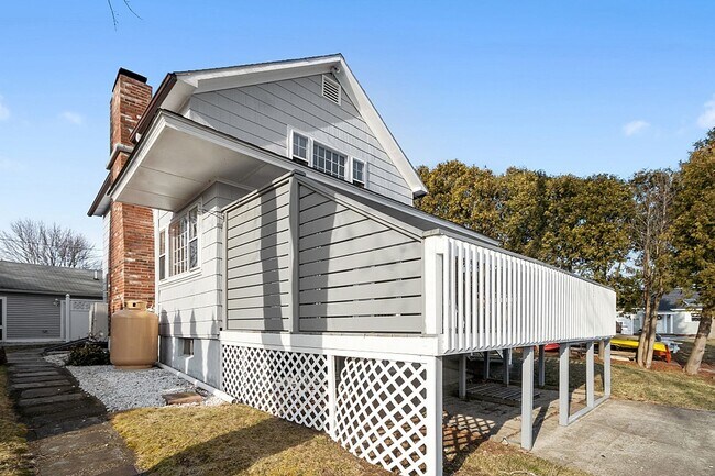 Foto del edificio - 52 Point Pleasant Rd