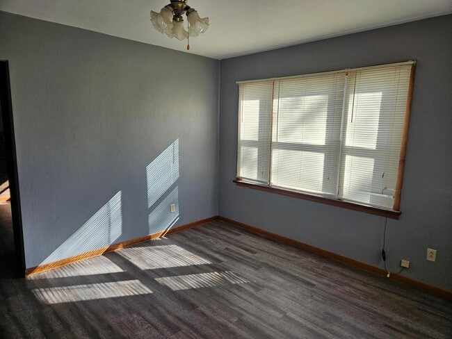 Building Photo - Single Family Rental Home - 3BR-1BA - New Haven MO 63068