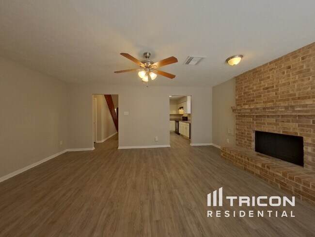 Building Photo - 5511 Fairview Forest Dr