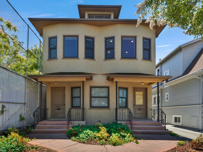 Building Photo - 1075 43rd St