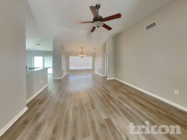 Foto del edificio - 29250 Yarrow Dr