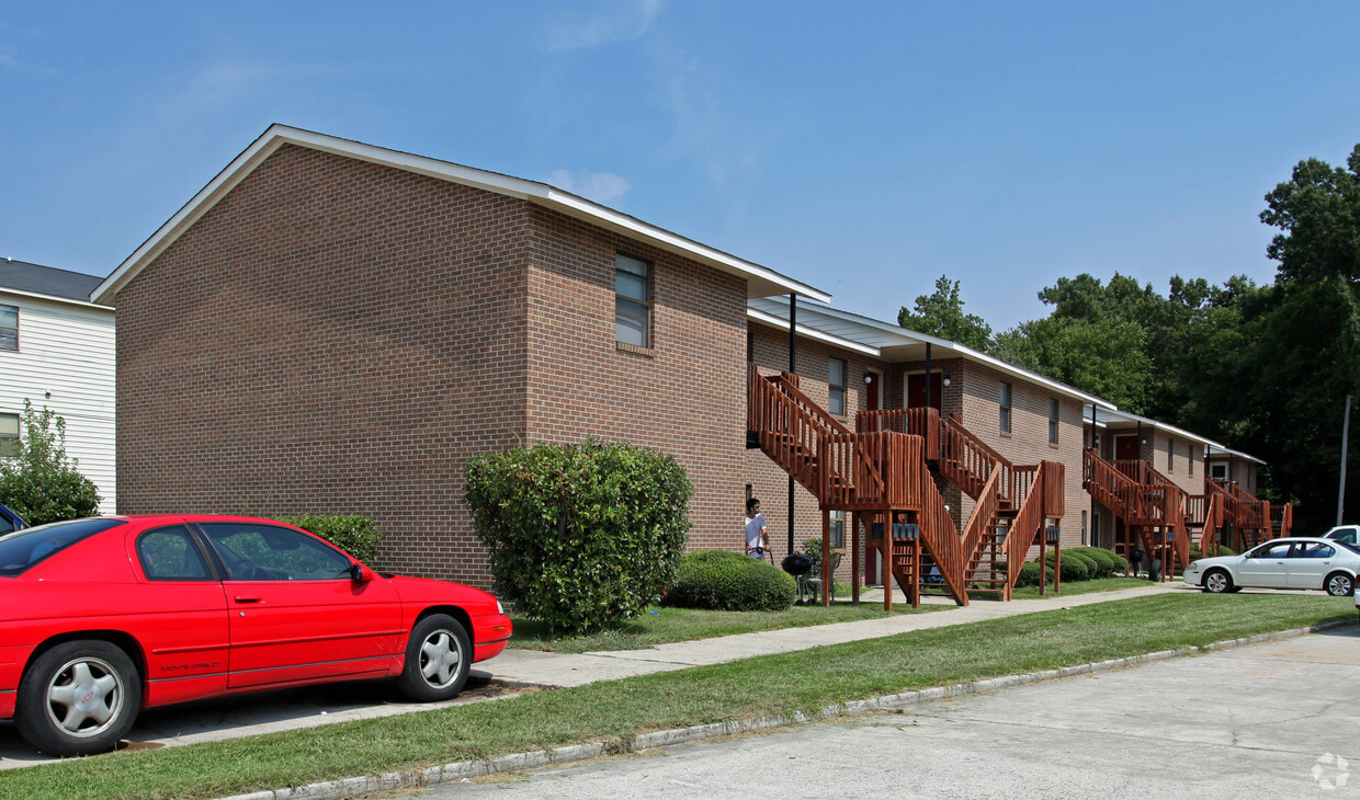 Primary Photo - Brookside East Apartments