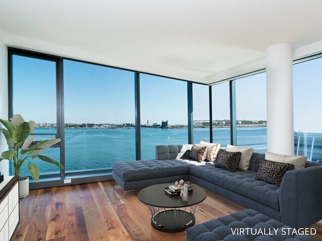 Building Photo - 300 Pier 4 Blvd.