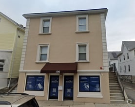 Building Photo - 190 Main St