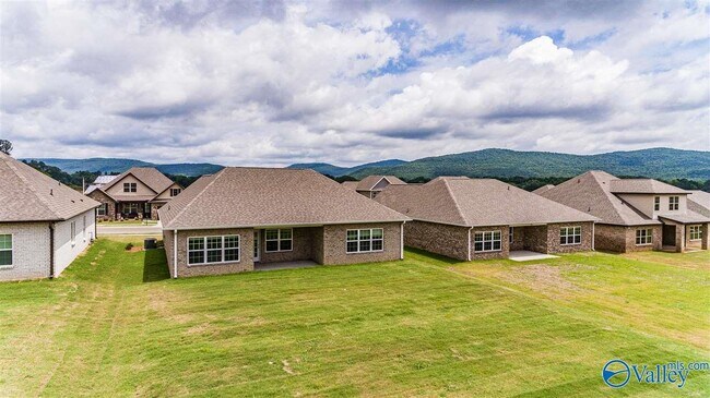 Foto del edificio - 3029 Crystal Creek Dr