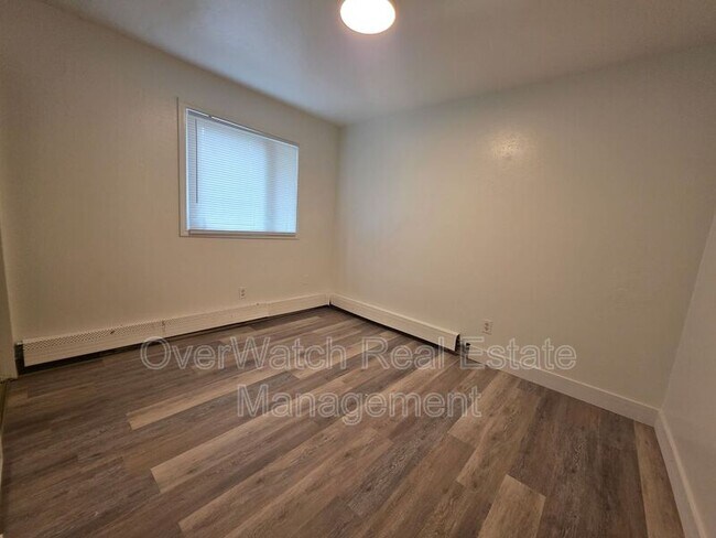 Foto del edificio - 1515 Nelchina St