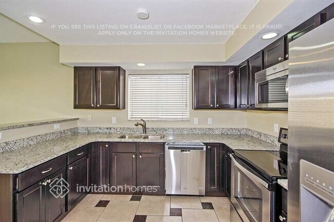 Foto del edificio - 3741 Linsbury St