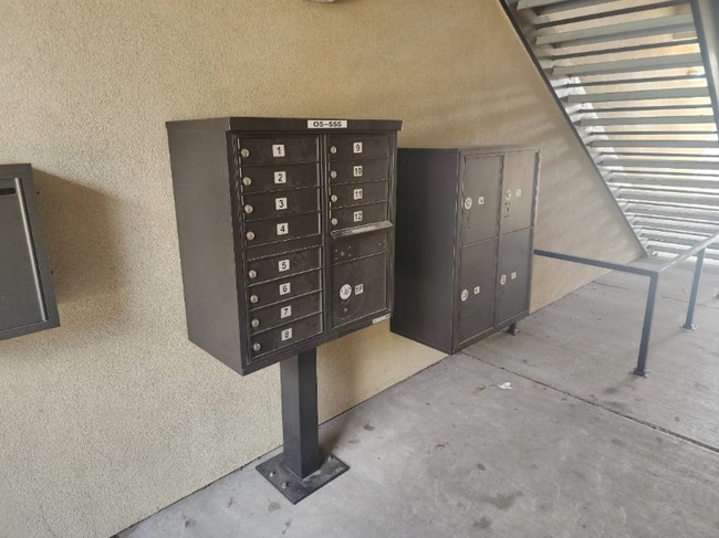 Photo - 430 W Pikes Peak Ave Apartment