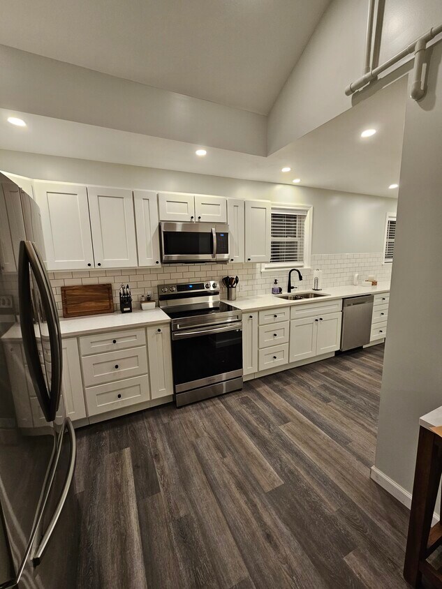 Cocina - 58 Lafountain St