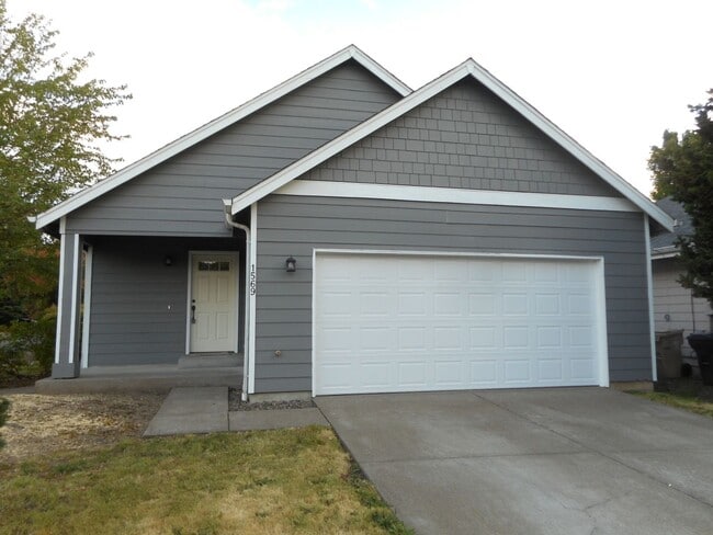 Building Photo - 1569 Otter Ct SW