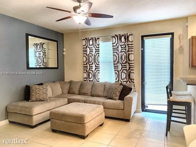 Foto del edificio - 3 br, 2.5 bath House - 11753 SW 238th St
