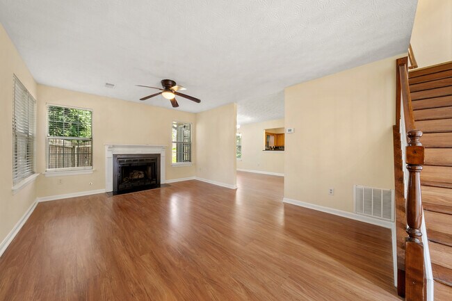 Building Photo - 3904 Sidney Lanier Blvd