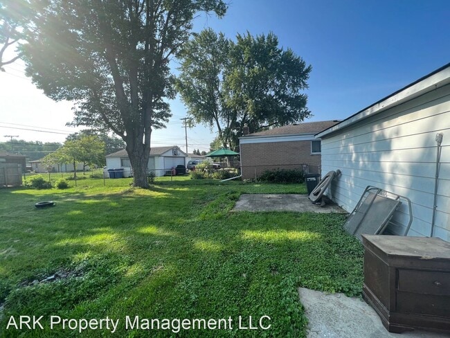Building Photo - 3 br, 1.5 bath House - 32348 Ruehle