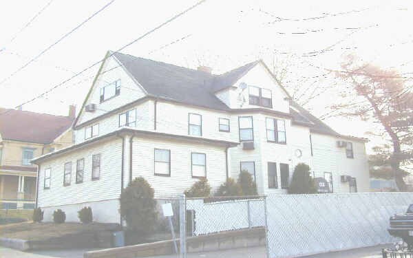 Foto del edificio - 153 Linden St