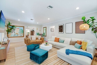 Building Photo - 4131 Lybyer Ave Building Photo - 4131 Lybyer Ave