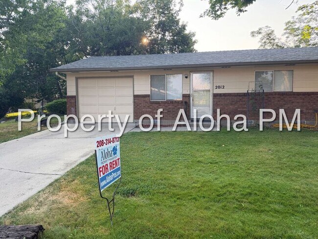 Foto del edificio - 2012 Hailey Ln