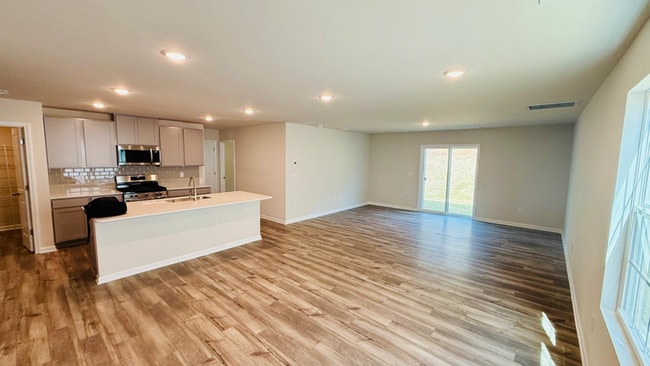 Building Photo - 13127 Hampton Way Dr
