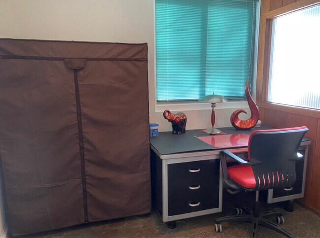 Office - 6342 Waterway Dr
