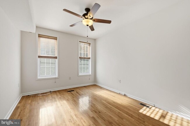 Building Photo - 420 Conarroe St