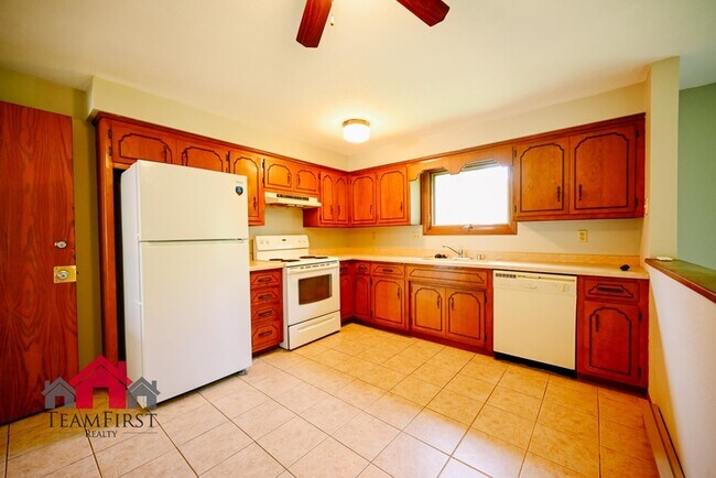 Foto del edificio - 488 S Good Hope Rd