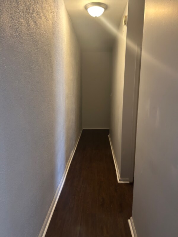 Foto del edificio - 813 W 8th St